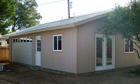Garage with office or apartment