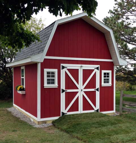 Gambrel barn shed with ramp